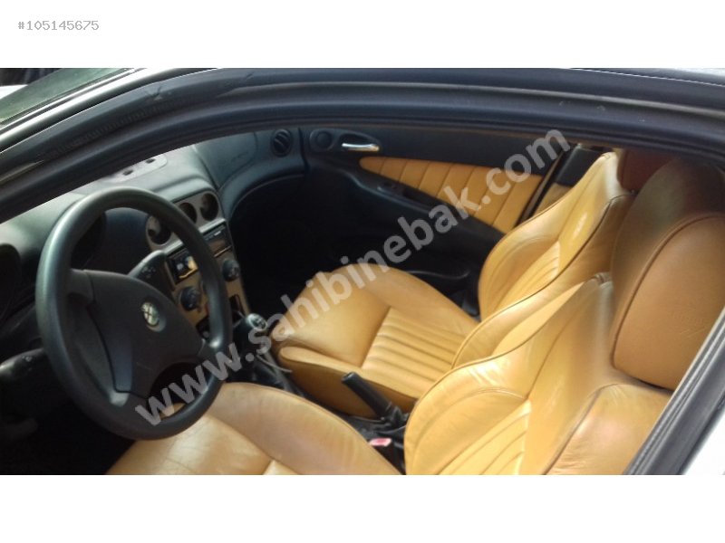 Emekli öğretmen den Alfa Romeo 156