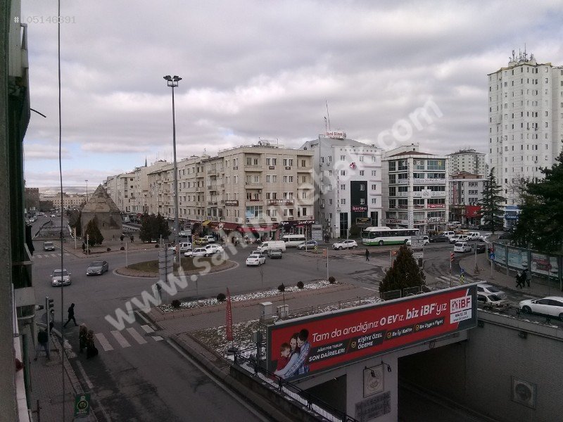 Sahibinden Merkezde Yoğunburç'ta 318 m2 Kiralık Dükkan + Depo