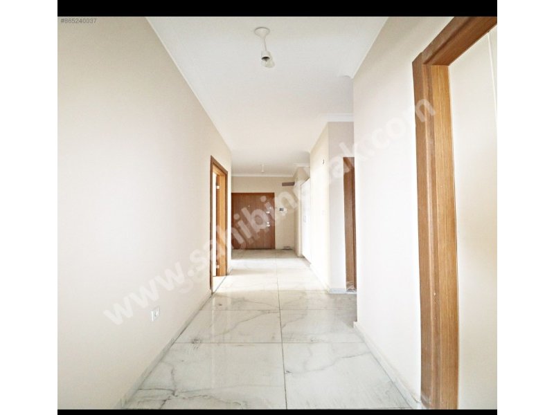 AKBATI AVM'YE KOMŞU BUTİK SİTEDE 2+1 SATILIK DAİRE