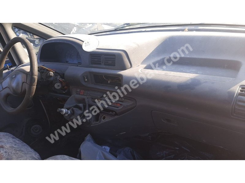 2000 fiat scudo 1.9 d çıkma göğüslük torpido