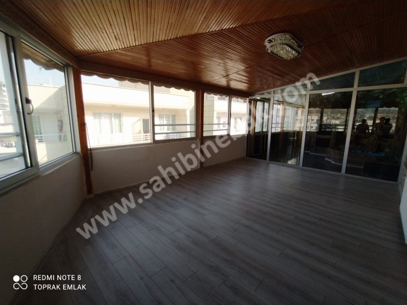 Şanlıurfa Karaköprü'de Satılık 8. Kat 5+3 Daire 350 m2