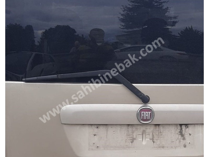 2011 fiat doblo çıkma bagaj silecek kolu