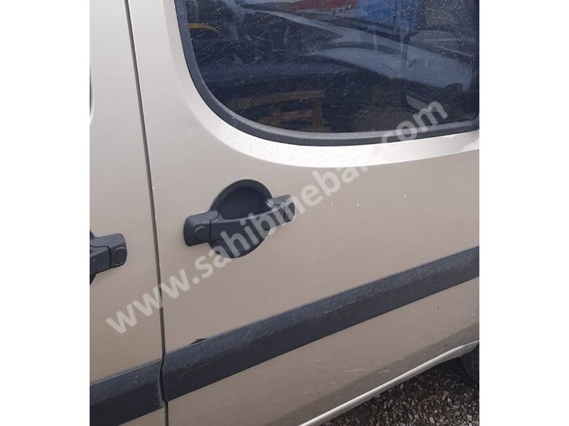 2011 fiat doblo çıkma sağ ön kapı kolu