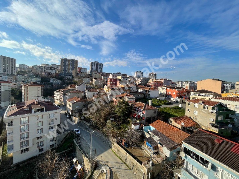 İSTANBUL EYÜPSULTAN'DA BUTİK SİTEDE KAPALI OTOPARKLI SATILIK 6.KAT SIFIR DAİRE