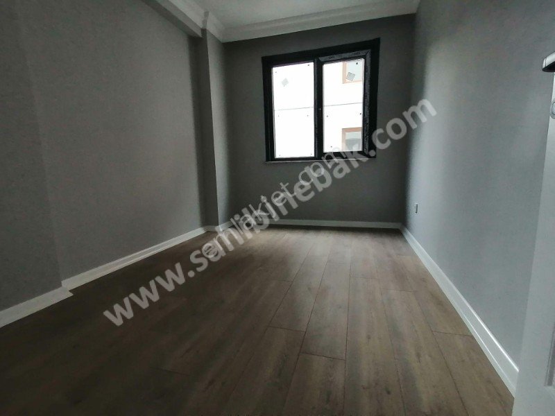 TUZLA İSTASYON MAH. SATILIK 3+1 YÜKSEK GİRİŞ LÜX DAİRE 110 M2