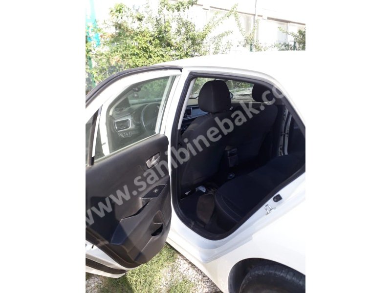 Sahibinden Satılık 2017 Model Kia Rio 1.25 CVVT Comfort