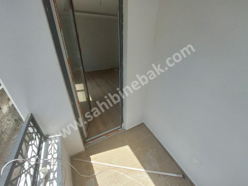 İstanbul Maltepe Küçükyalı Mah. Satılık 2.Kat 2+1 Daire 90 m2