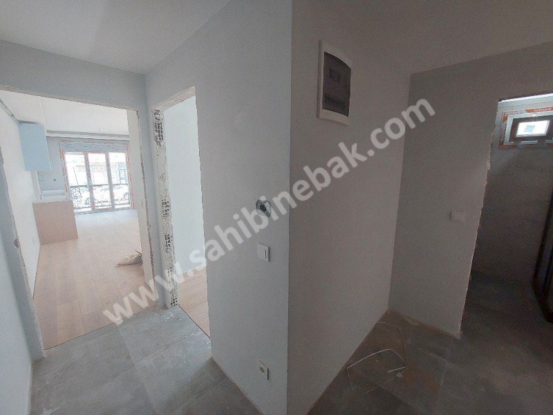 İstanbul Maltepe Küçükyalı Mah. Satılık 2.Kat 2+1 Daire 90 m2