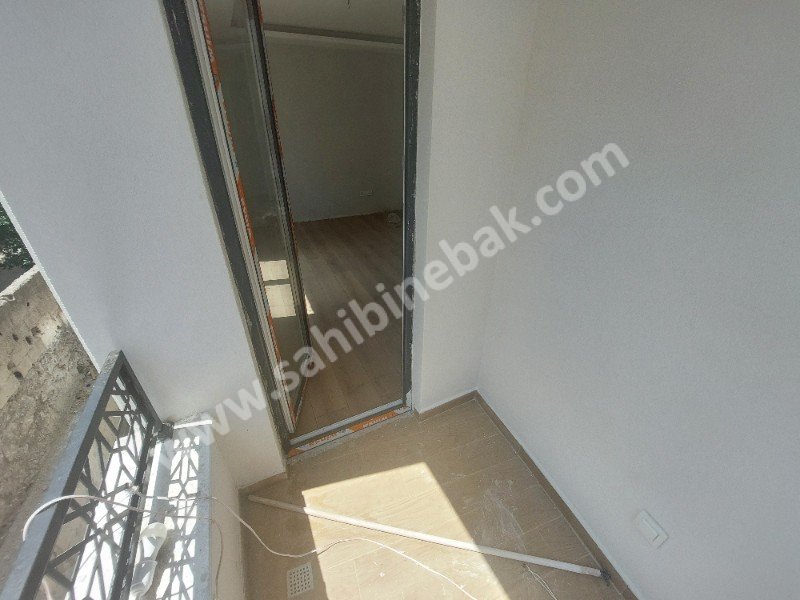 İstanbul Maltepe Küçükyalı Mah. Satılık 2.Kat 2+1 Daire 90 m2