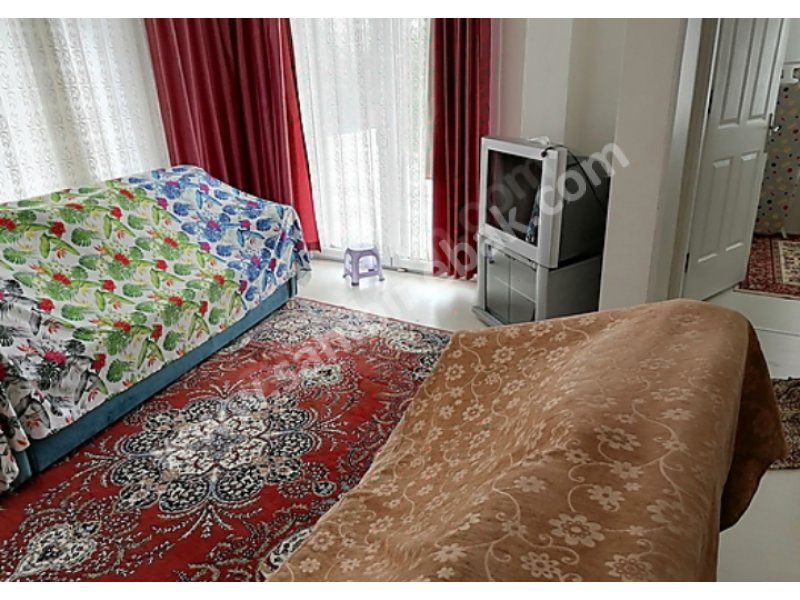 İSTANBUL SİLİVRİ SİTEDE SATILIK TRİPLEX 3+2 3 BANYOLU YAZLIK VİLLA 