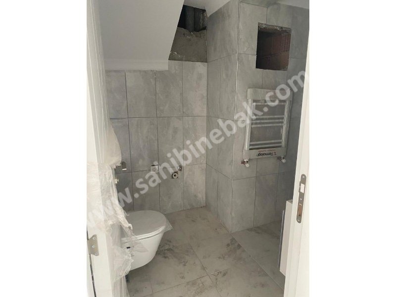 BURSA HASANAĞA'DA SATILIK SİTE İÇİ HAVUZLU 232 m2 SIFIR 6+1 DUBLEX DAİRE