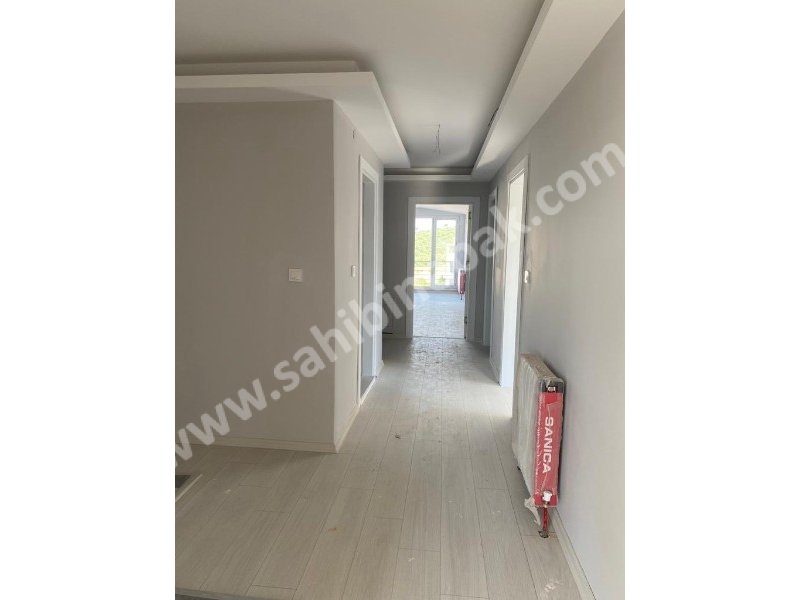 BURSA HASANAĞA'DA SATILIK SİTE İÇİ HAVUZLU 232 m2 SIFIR 6+1 DUBLEX DAİRE