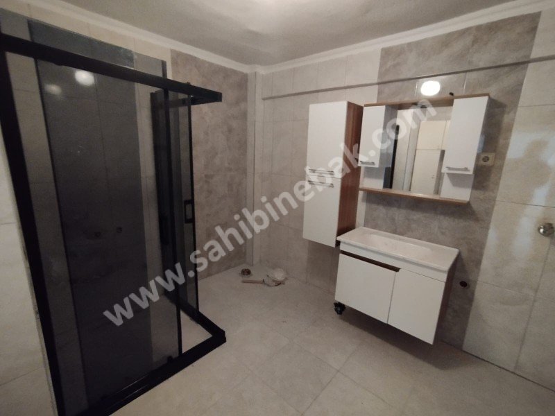 AYDINLIKEVLERDE KİRALIK 2.KAT. 3+1 GÜNEY CEPHE 160 m2 DAİRE