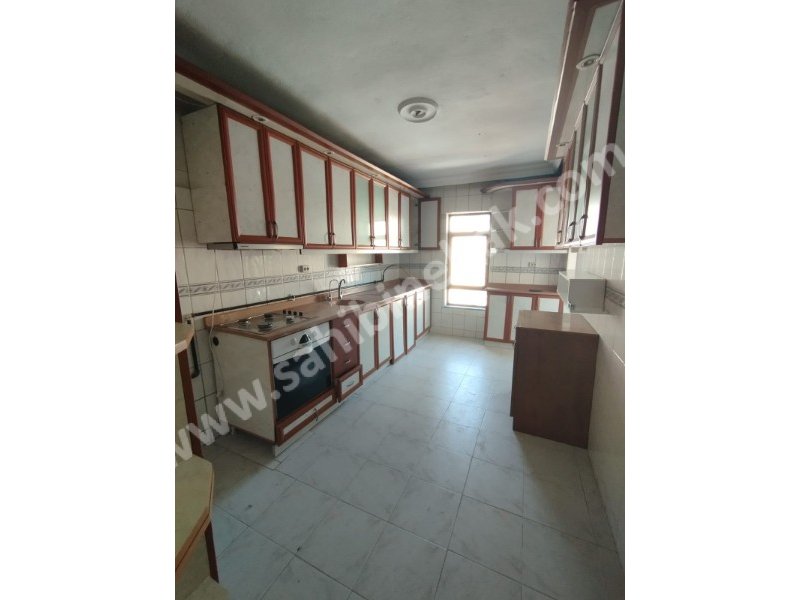 AYDINLIKEVLERDE KİRALIK 2.KAT. 3+1 GÜNEY CEPHE 160 m2 DAİRE