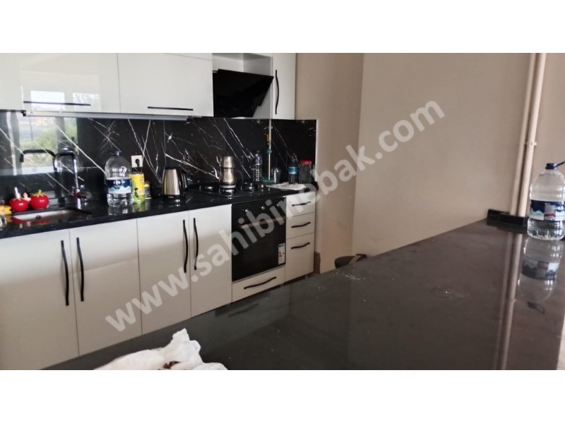 GÖLBAŞI İNCEKTE GÖL MANZARALI KİRALIK 3 KATLI TRİPLEX EŞYALI VİLLA