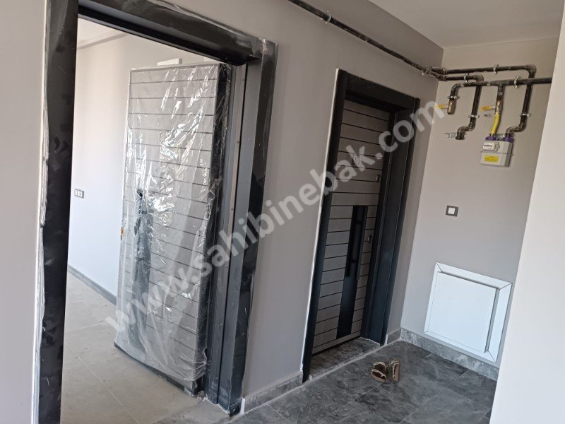 AKSARAY MERKEZ SATILIK 1+1 ARA KAT 45 M2 DAİRE