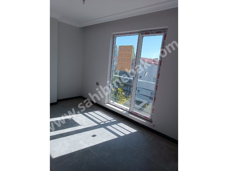 AKSARAY MERKEZ SATILIK 1+1 ARA KAT 45 M2 DAİRE