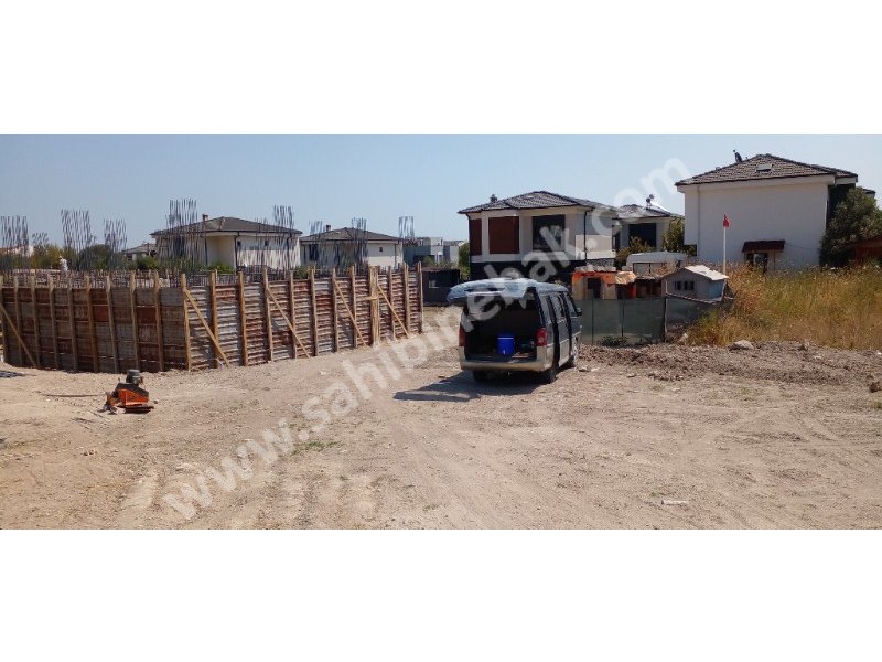 İZMİR KARABURUN MORDOĞANDA SATILIK 576 M2 TİCARİ İMARLI ARSA