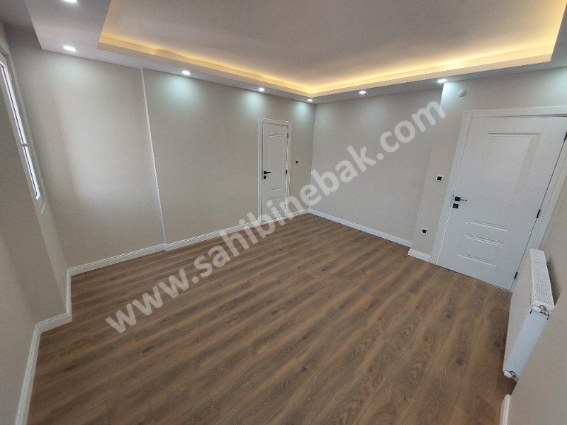 İstanbul Maltepe İdealtepe Mah. 80 m2 Satılık 2+1 Giriş Katı Daire