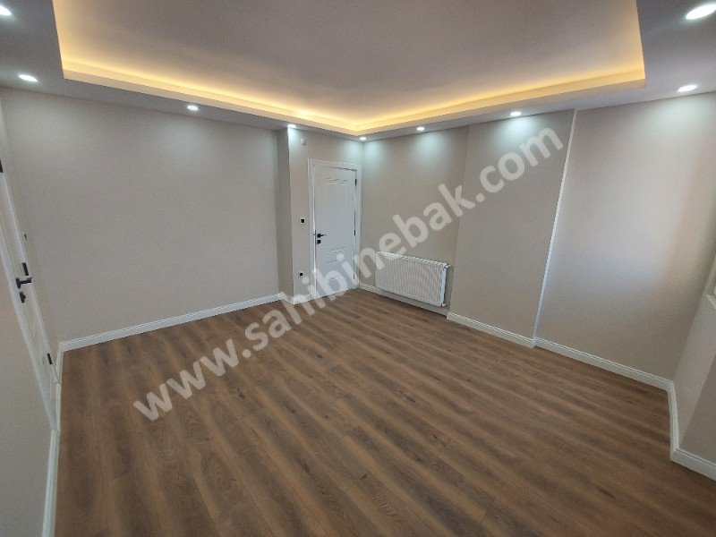 İstanbul Maltepe İdealtepe Mah. 80 m2 Satılık 2+1 Giriş Katı Daire