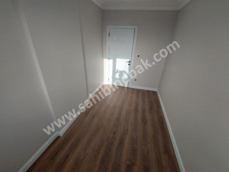 İstanbul Maltepe İdealtepe Mah. 80 m2 Satılık 2+1 Giriş Katı Daire