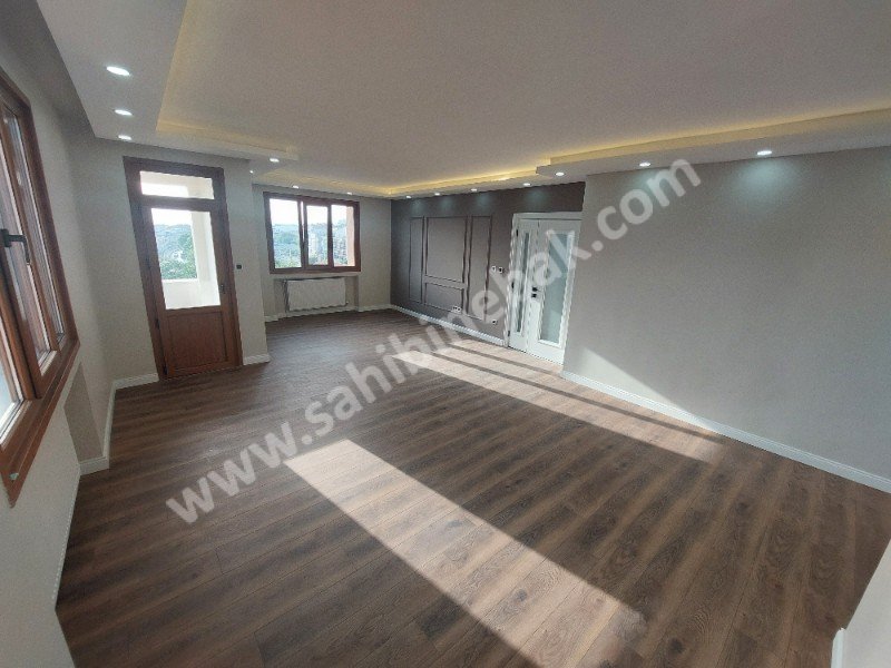 İstanbul Maltepe İdealtepe Mah. 80 m2 Satılık 2+1 Giriş Katı Daire