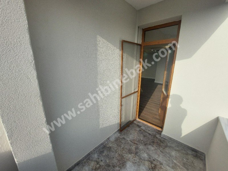 İstanbul Maltepe İdealtepe Mah. 80 m2 Satılık 2+1 Giriş Katı Daire