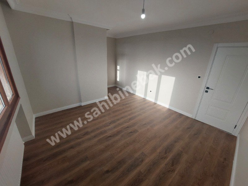 İstanbul Maltepe İdealtepe Mah. 80 m2 Satılık 2+1 Giriş Katı Daire