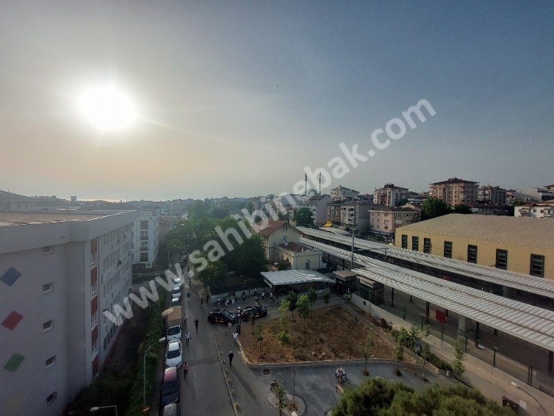 İstanbul Maltepe İdealtepe Mah. 80 m2 Satılık 2+1 Giriş Katı Daire