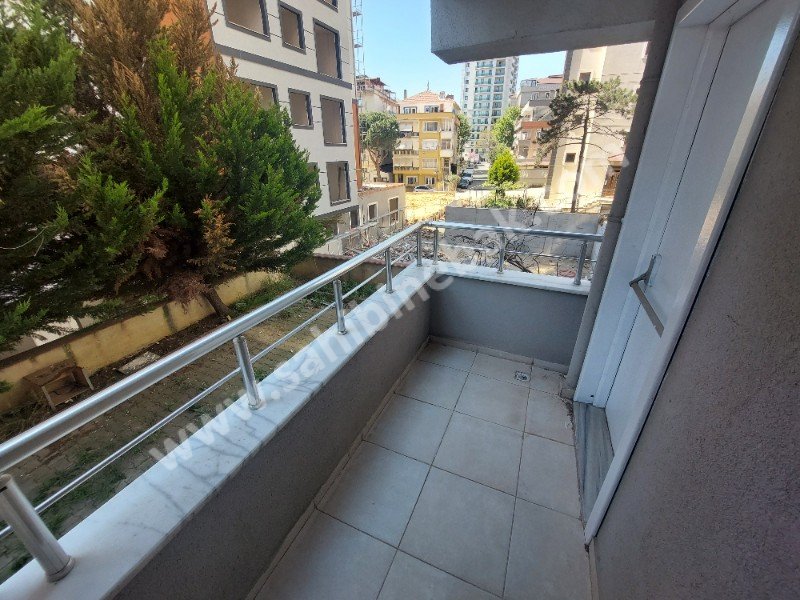 İstanbul Maltepe Cevizli Mah. Satılık 1+1 Yüksek Giriş Daire 70 m2