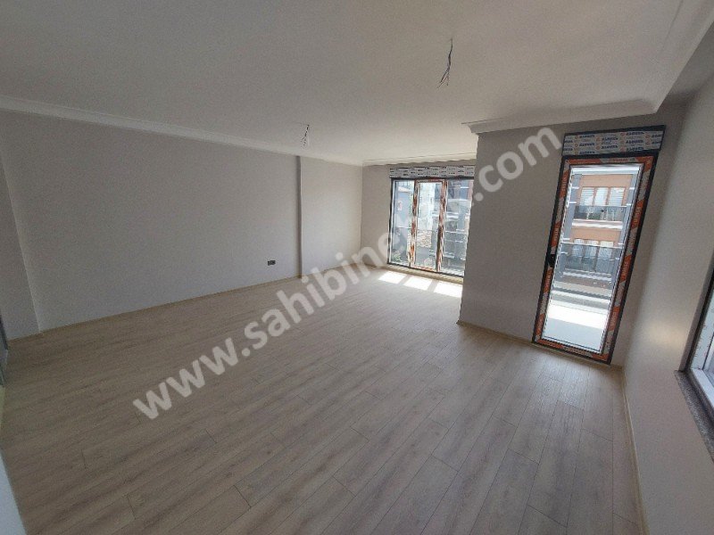 İstanbul Maltepe İdealtepe Mah. Satılık 4.Kat 4+2 Daire 240 m2