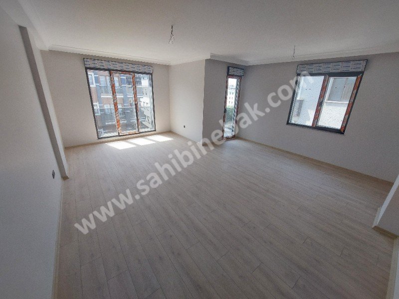 İstanbul Maltepe İdealtepe Mah. Satılık 4.Kat 4+2 Daire 240 m2