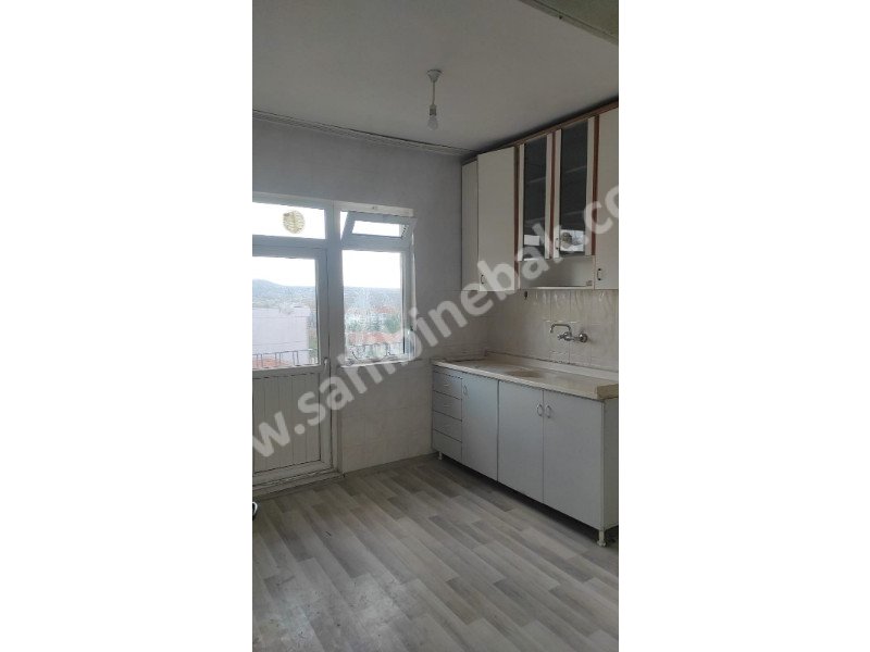 ANKARA HAYMANADA ÜNİVERSİTE KARŞISINDA 110 M2 KİRALIK 3.KAT 3+1 DAİRE