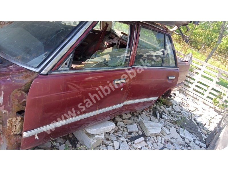 Honda Accord sol kapılar 83 modll adet