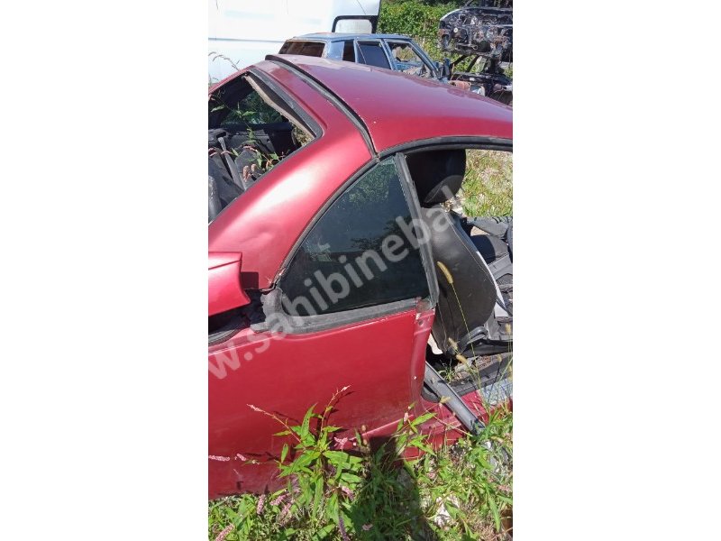 Peugeot 206 CC sağ arka kelebek cam