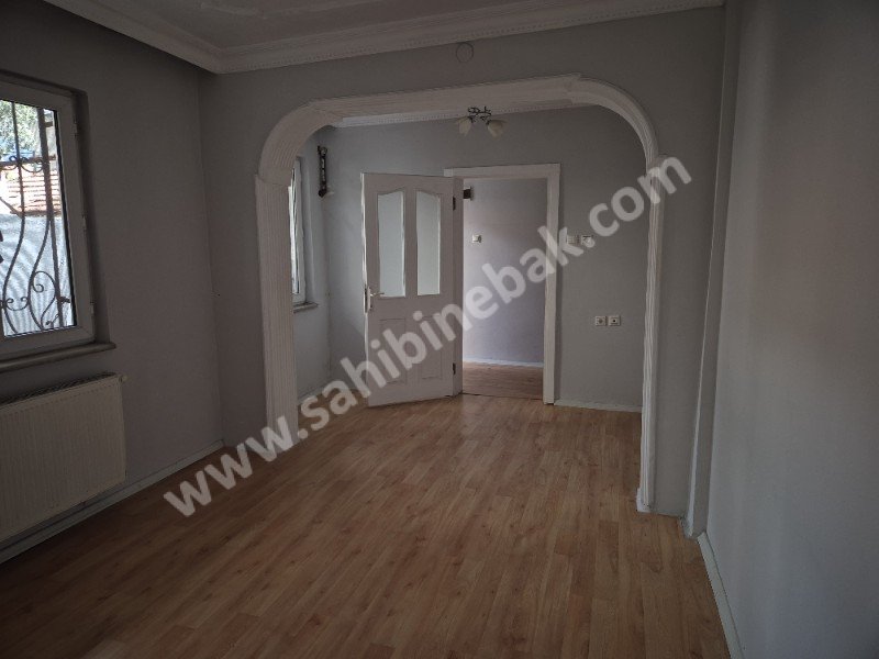 BURSA YILDIRIM ARABAYATAĞINDA KİRALIK 2+1 BAHÇE KATI DAİRE