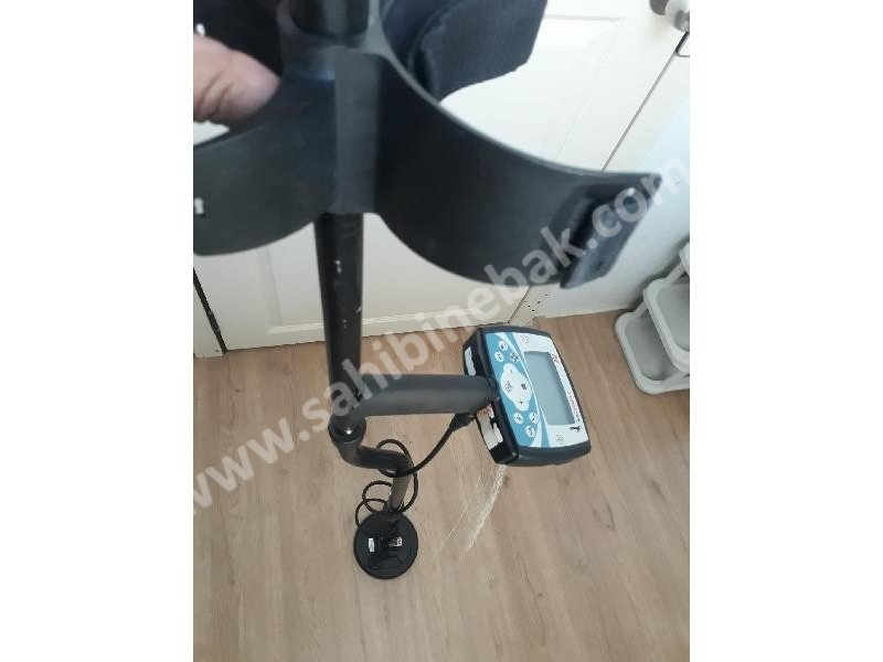 Minelab XTERRA 705 Dedektör 15cm başlıklı (18.75 khz )