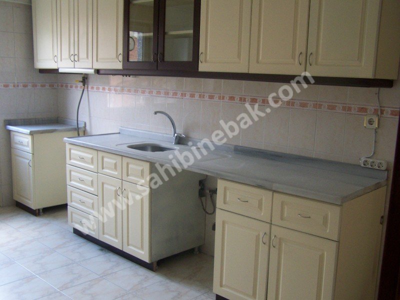 MALTEPE ALTAY ÇEŞME MH. KİRALIK 3.KAT 3+1 KOMBİLİ ASANSÖRLÜ DAİRE