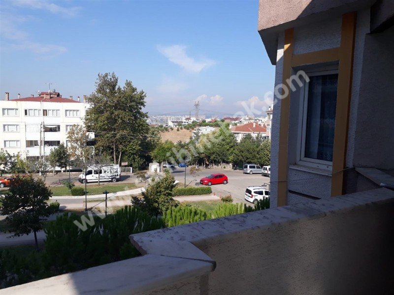 BURSA NİLÜFER BEŞEVLER'DE SATILIK 4.KAT 3+1 MANZARALI 140 M2 DAİRE