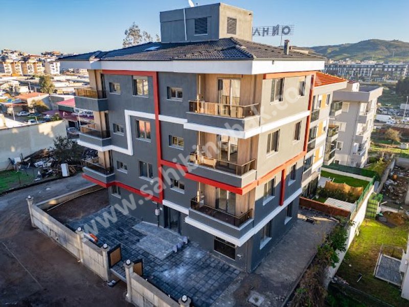 İzmir Seferihisar Camikebir Mah. Satılık 2.Kat 2+1 Lüks 80 m2 Daire