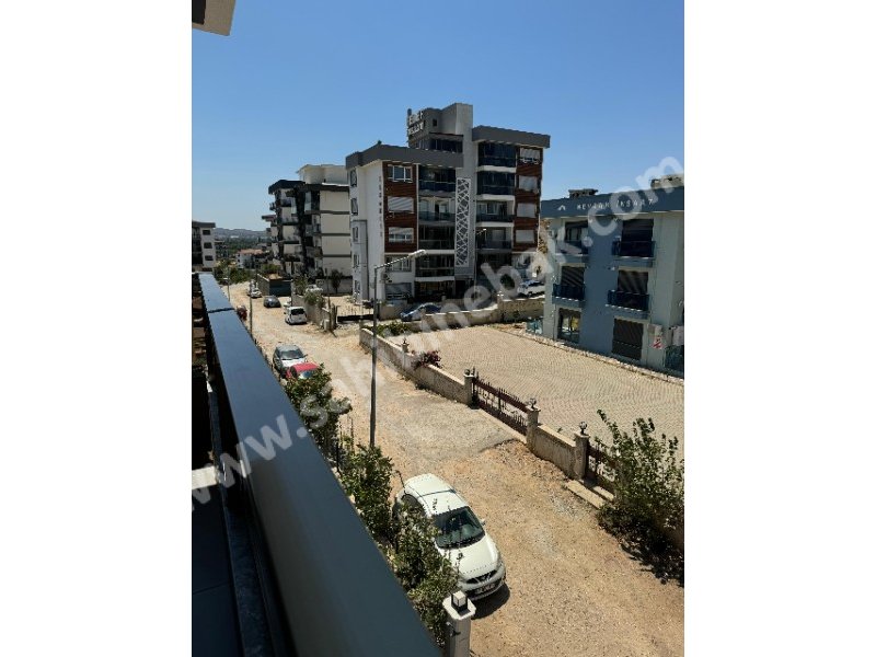 İzmir Seferihisar Camikebir Mah. Satılık 2.Kat 2+1 Lüks 80 m2 Daire