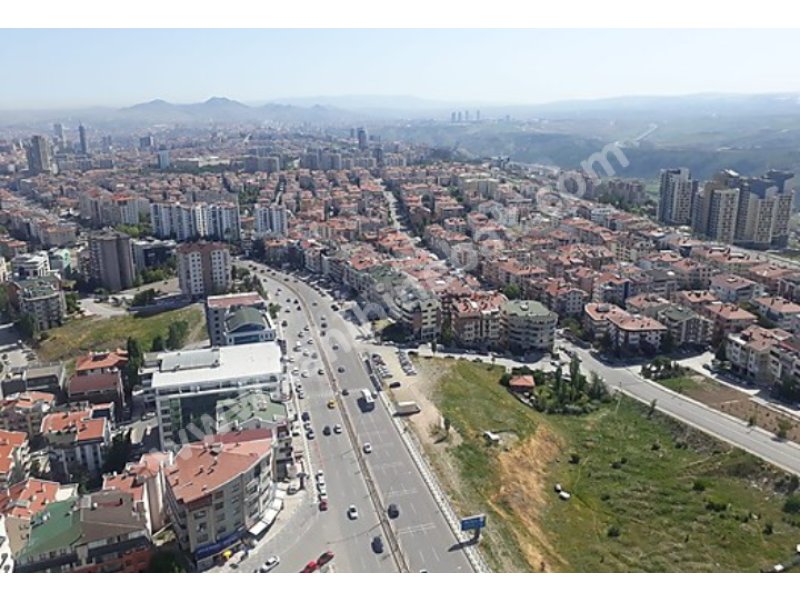 TURAN GÜNEŞ BULVARINDA KİRALIK 1385 M2 OFİS PLAZA KATI