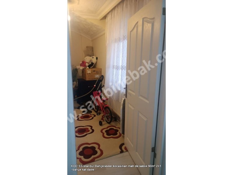 İstanbul Bahçelievler Kocasinan Mah. Satılık 2+1 Bahçe Katı 90 m2 Daire