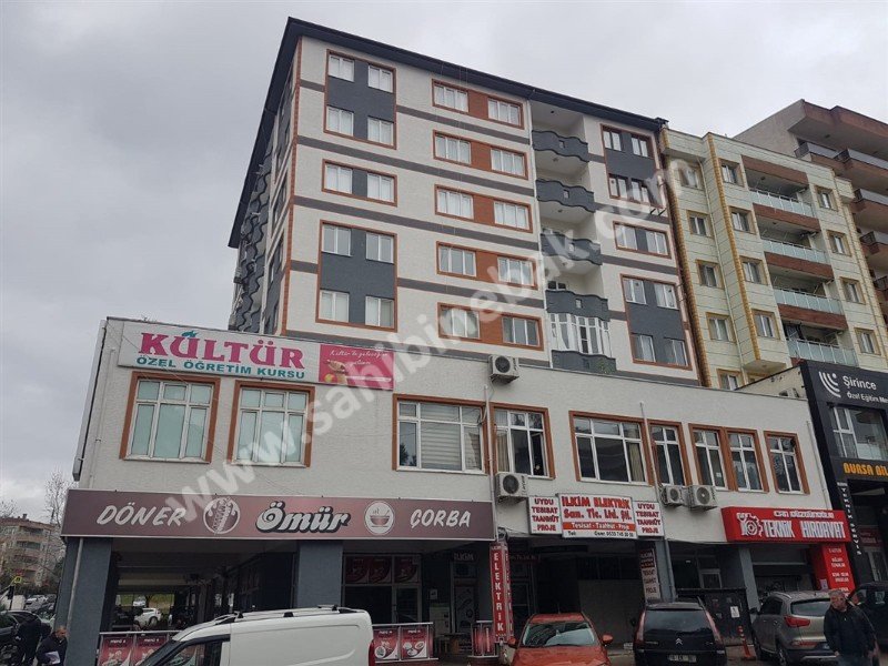 BURSA NİLÜFER BEŞEVLER KONAK MH. METROYA YAKIN KİRALIK 3.KAT DAİRE 23.000 TL.