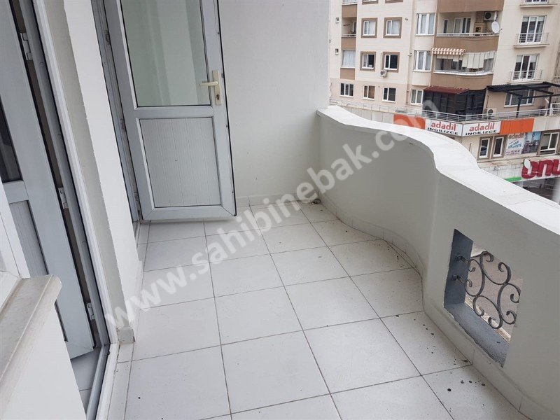 BURSA NİLÜFER BEŞEVLER KONAK MH. METROYA YAKIN KİRALIK 3.KAT DAİRE 23.000 TL.