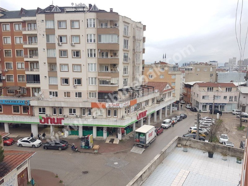 BURSA NİLÜFER BEŞEVLER KONAK MH. METROYA YAKIN KİRALIK 3.KAT DAİRE 23.000 TL.