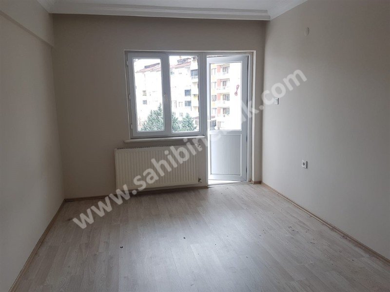 BURSA NİLÜFER BEŞEVLER KONAK MH. METROYA YAKIN KİRALIK 3.KAT DAİRE 23.000 TL.