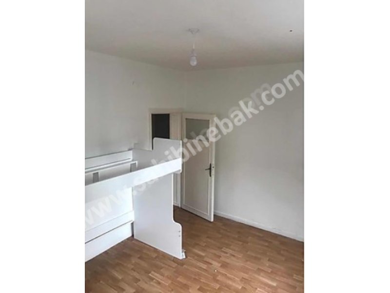 ALTINDAĞ AYDINLIKEVLER'DE 140 M2 KİRALIK 1.KAT 4+1 DAİRE