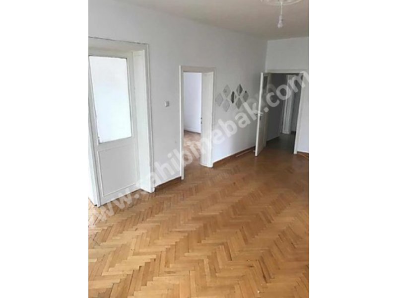 ALTINDAĞ AYDINLIKEVLER'DE 140 M2 KİRALIK 1.KAT 4+1 DAİRE