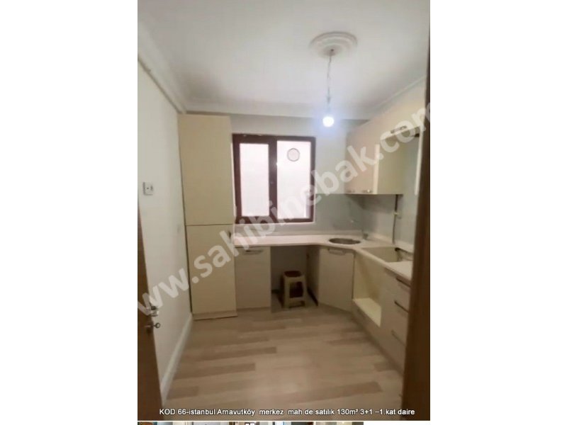 İstanbul Arnavutköy Arnavutköy Merkez Mh. 130 m2 Satılık 1.Kat 3+1 Daire